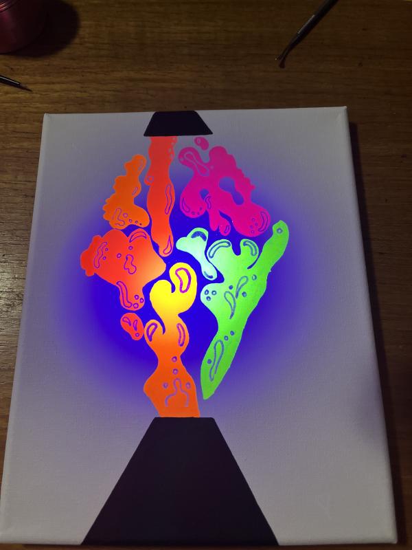 lava_lamp_blacklight.jpg