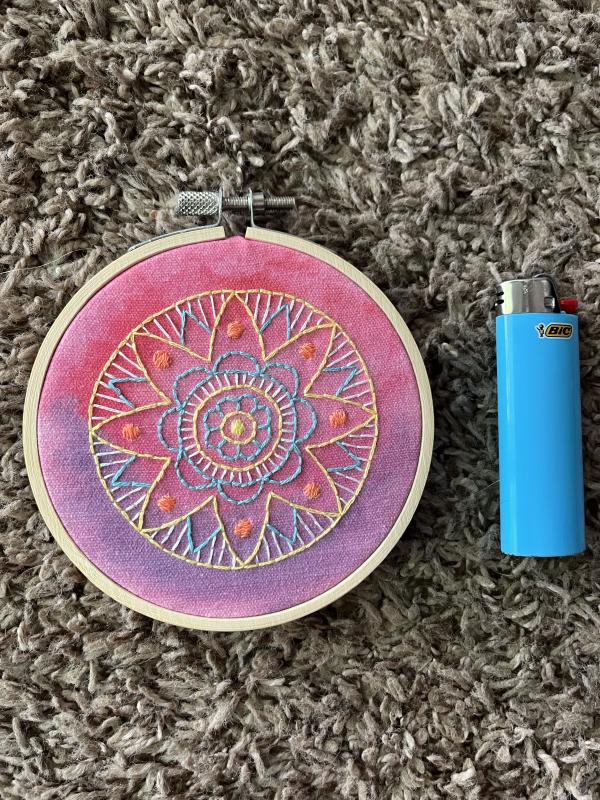 small_embroidery2.jpg