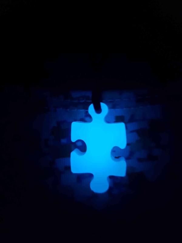 puzzle_piece_glowing.jpg
