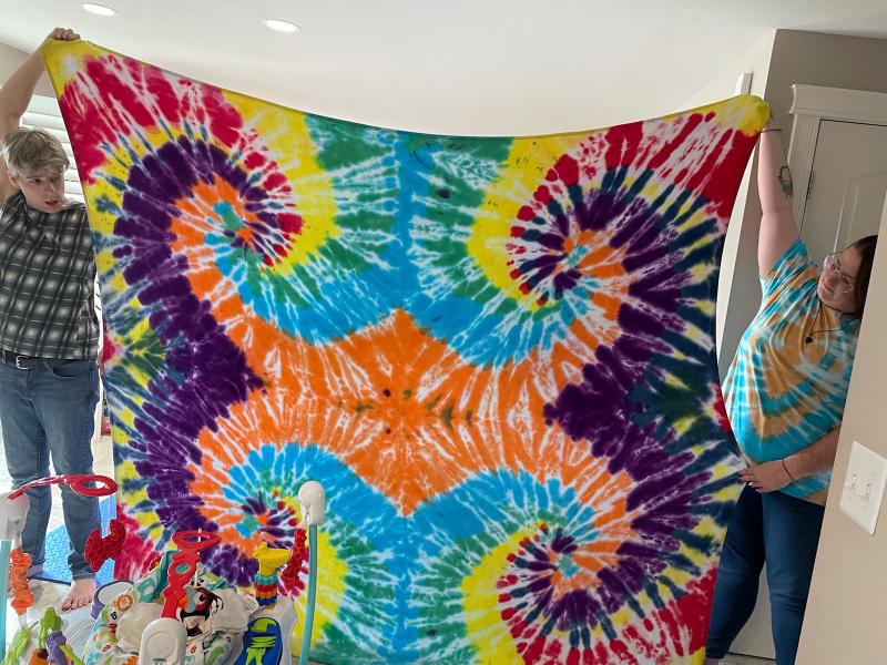 tie_dye_blanket2.jpg