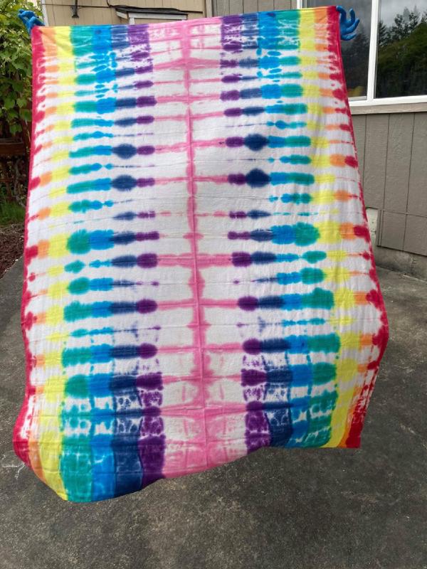 tie_dye_blanket.jpg